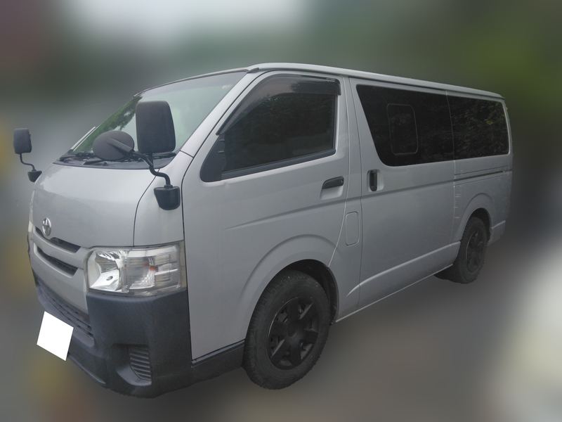 トヨタ　ハイエース