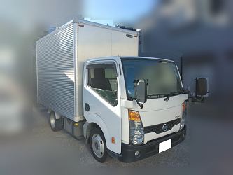 ニッサン　アトラス