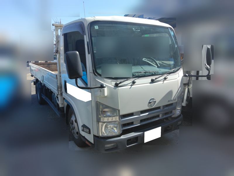 ニッサン　アトラス